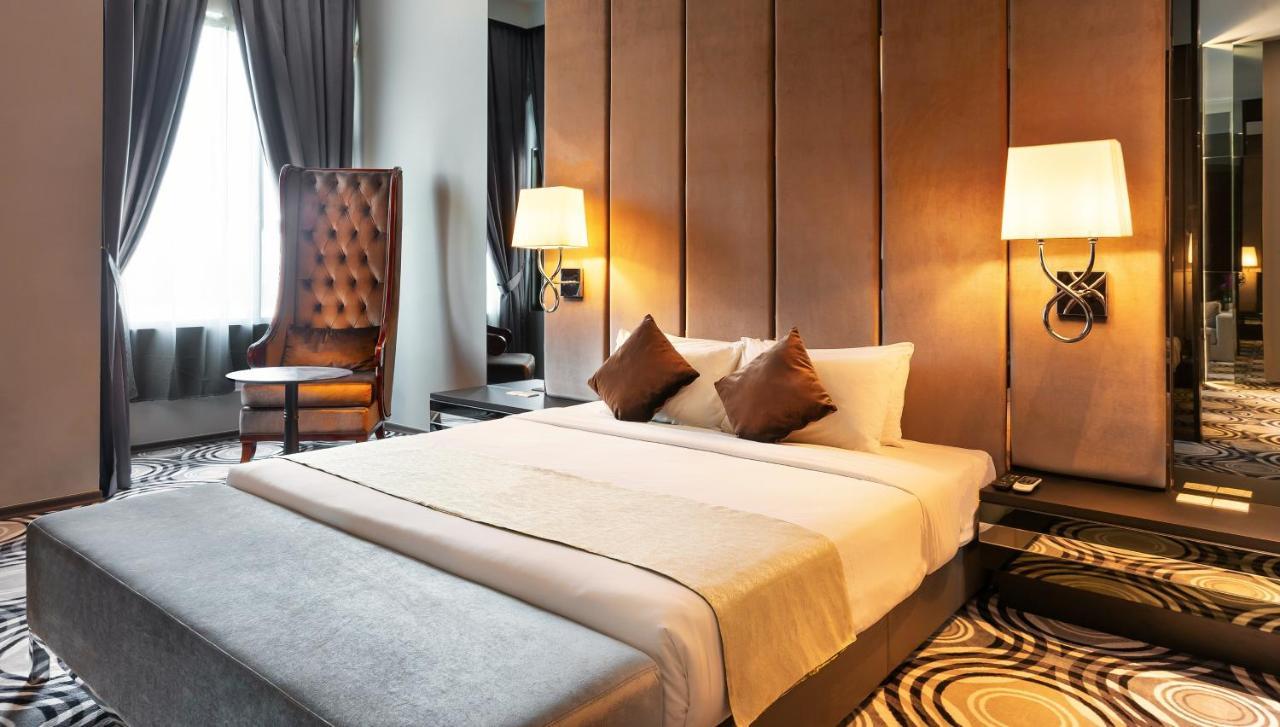 เลอเวนิว โฮเทล Hotel บางี ภายนอก รูปภาพ