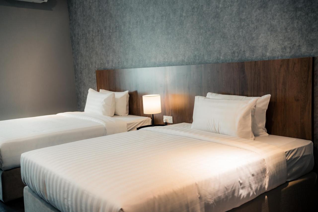 เลอเวนิว โฮเทล Hotel บางี ภายนอก รูปภาพ