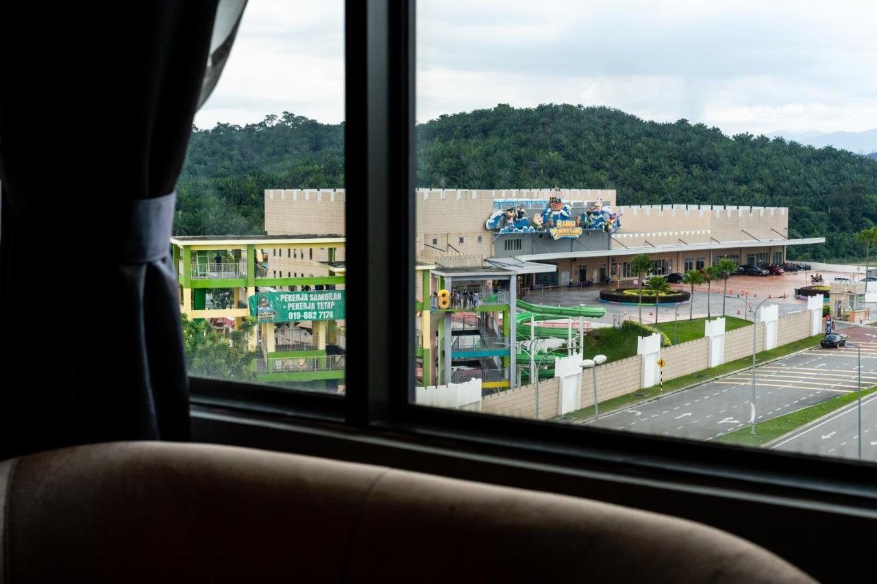 เลอเวนิว โฮเทล Hotel บางี ภายนอก รูปภาพ