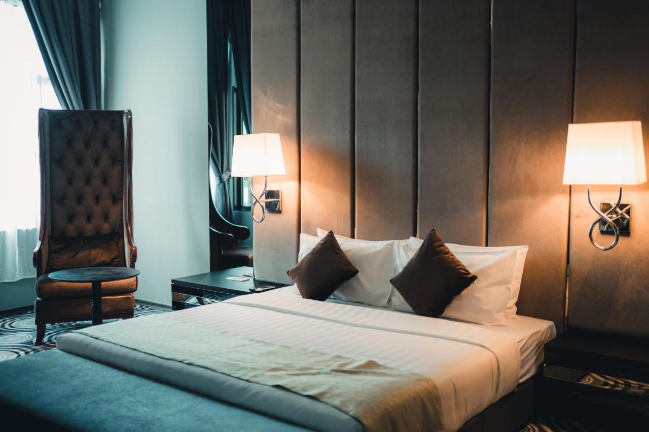 เลอเวนิว โฮเทล Hotel บางี ภายนอก รูปภาพ