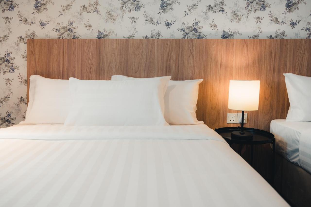 เลอเวนิว โฮเทล Hotel บางี ภายนอก รูปภาพ