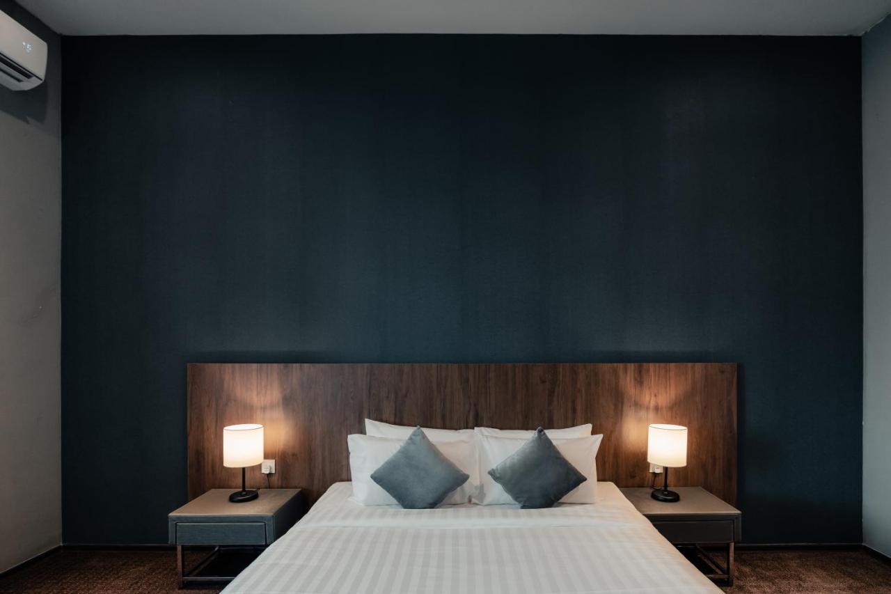 เลอเวนิว โฮเทล Hotel บางี ภายนอก รูปภาพ