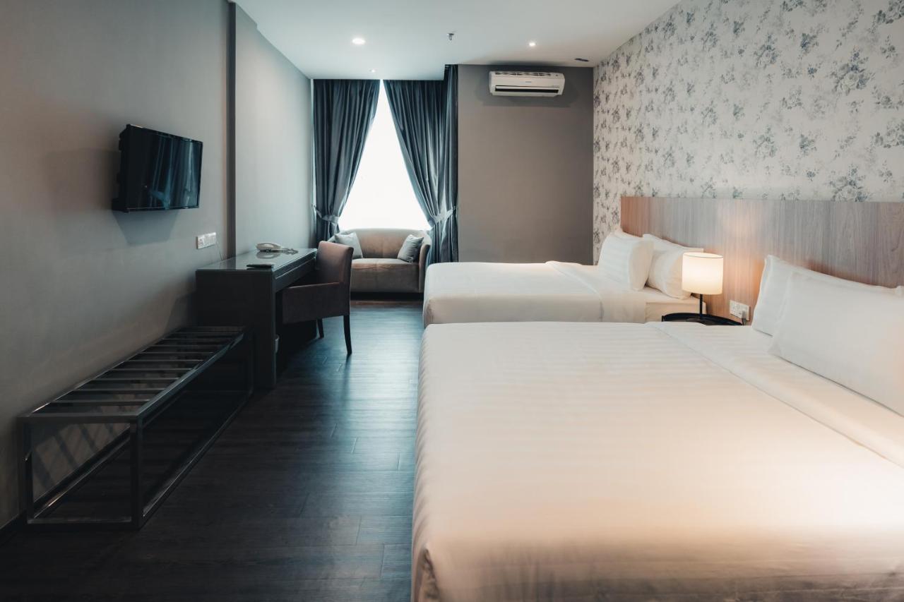 เลอเวนิว โฮเทล Hotel บางี ภายนอก รูปภาพ