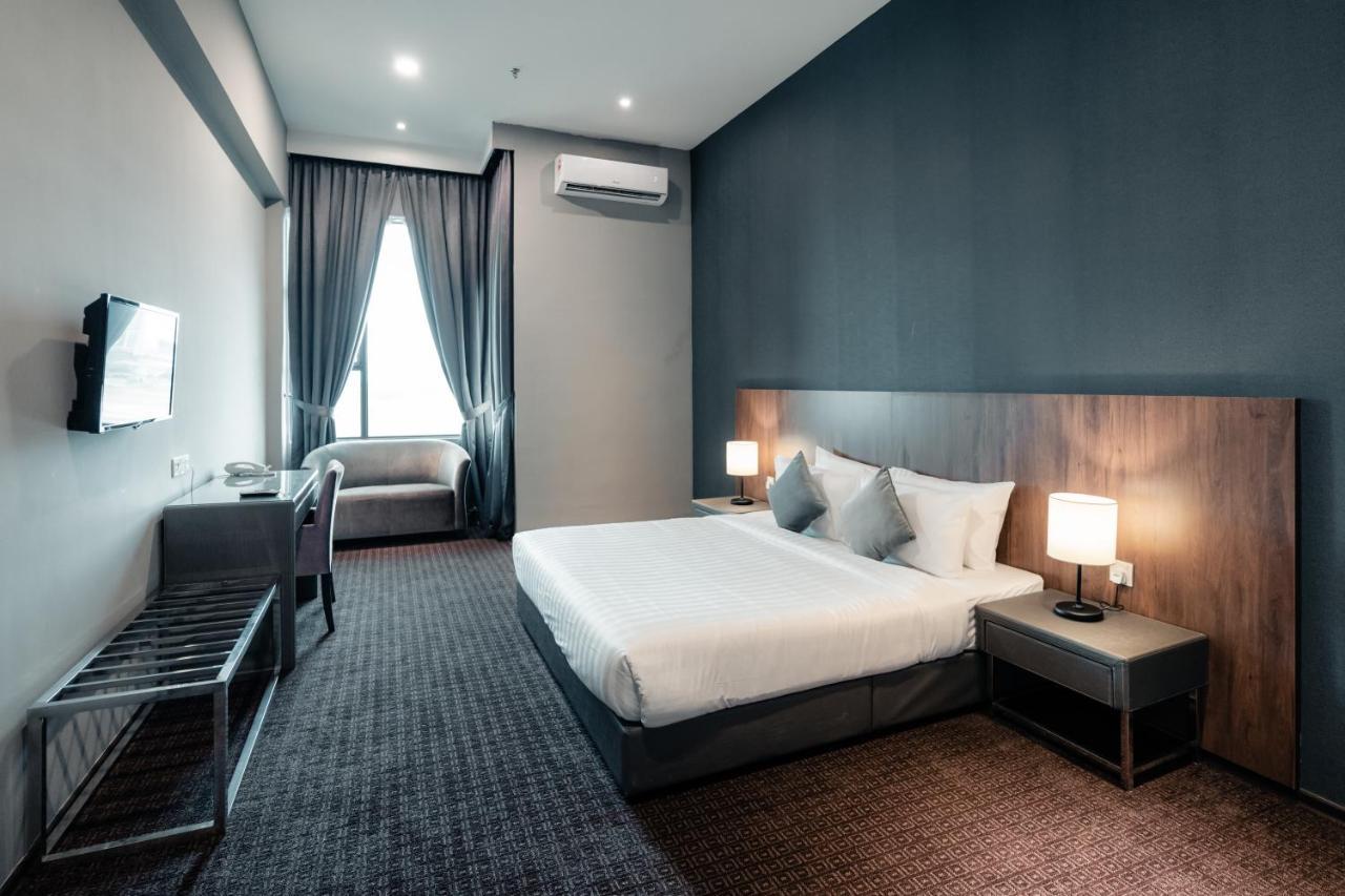 เลอเวนิว โฮเทล Hotel บางี ภายนอก รูปภาพ