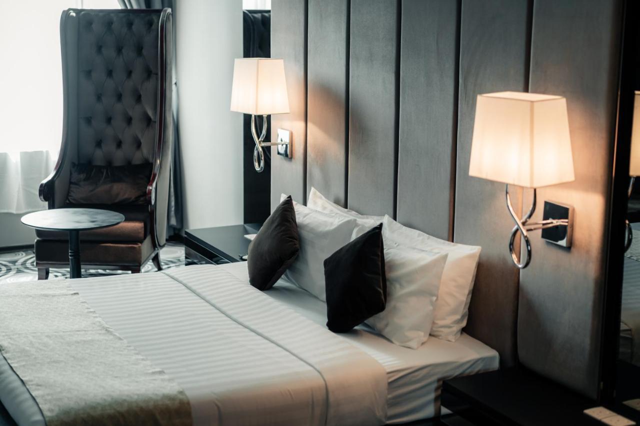เลอเวนิว โฮเทล Hotel บางี ภายนอก รูปภาพ