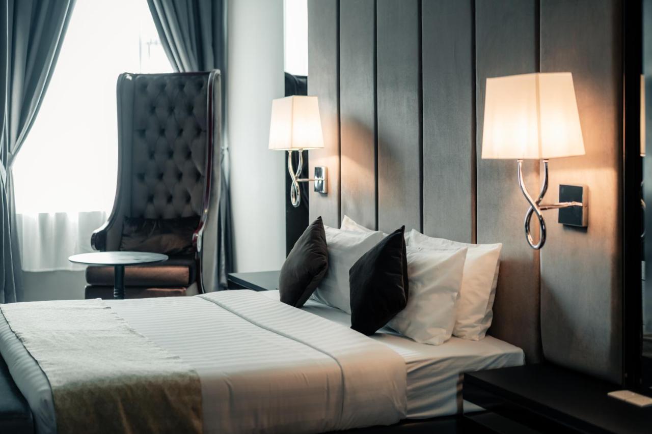 เลอเวนิว โฮเทล Hotel บางี ภายนอก รูปภาพ