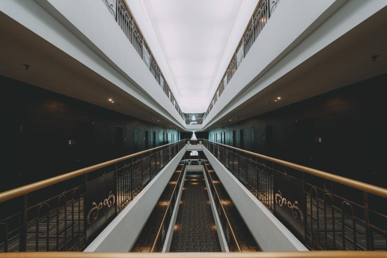เลอเวนิว โฮเทล Hotel บางี ภายนอก รูปภาพ